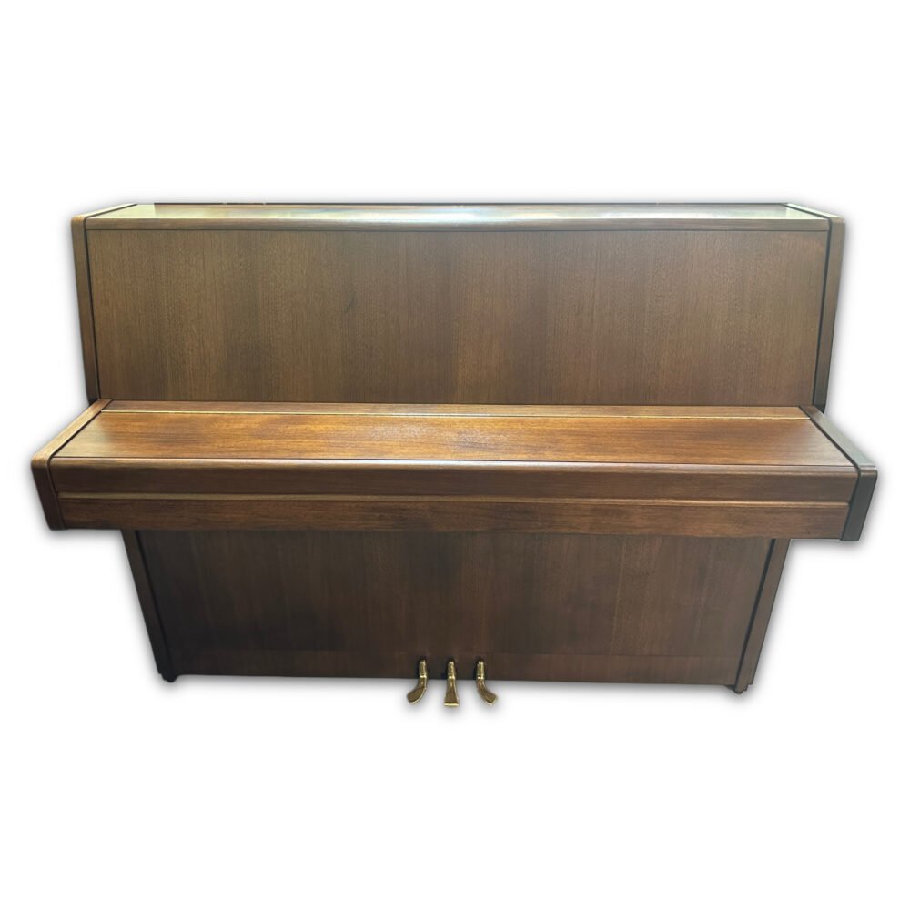 Pianinas "Yamaha" P2